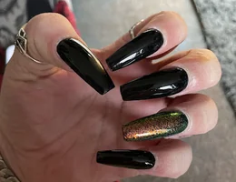 H & T Nails