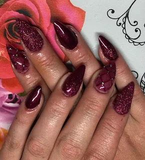 Photo Savage Nails and Beauty