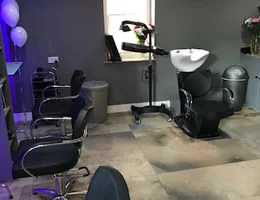 Chevy’s Hair salon