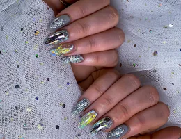 Havva's Nails