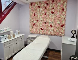 Jackiee Silva Beauty Brow & Wax Studio