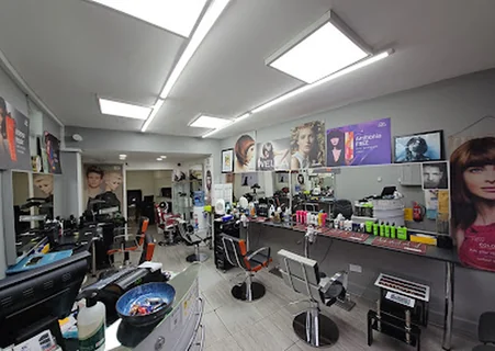 Photo Juliano’s Hair Salon