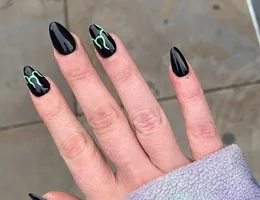 Nails Icon