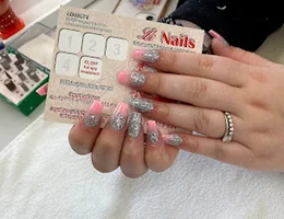 Le Nails Staines