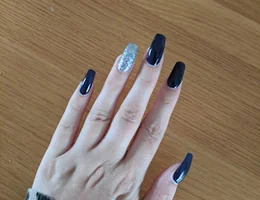 Las Vegas Star Nails