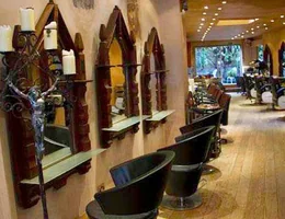 Giovanni Hair & Beauty Salon