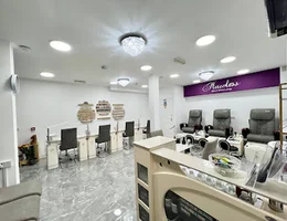 Flawless Nails and Beauty Lounge