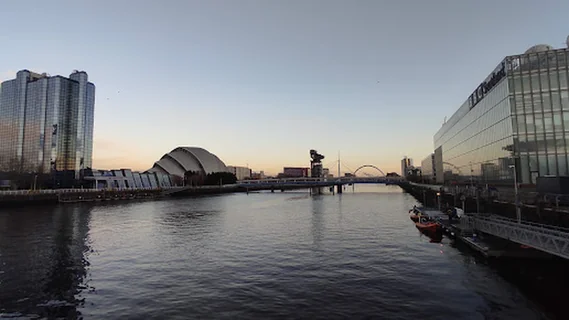 Photo Riverside Beauty Glasgow