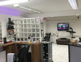 Clique. Ladies & Gents Appointment Salon