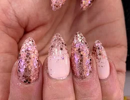 Glamour Nails