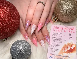 Hollywood nail and spa