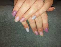 Glamorous nails by Gemma