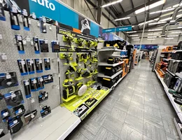 Halfords - East Dereham