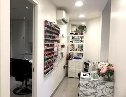 NAILS MAYFAIR