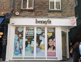 Benefit Cosmetics Brow Bar Counter