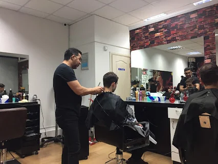 Photo Aquino's Hair Dresser London