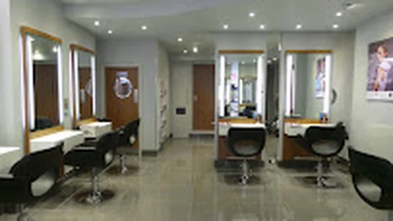 Photo Headmasters West Hampstead