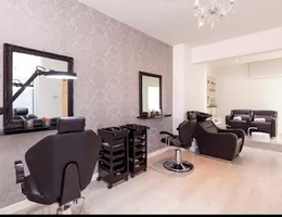 A Star Beauty Salon