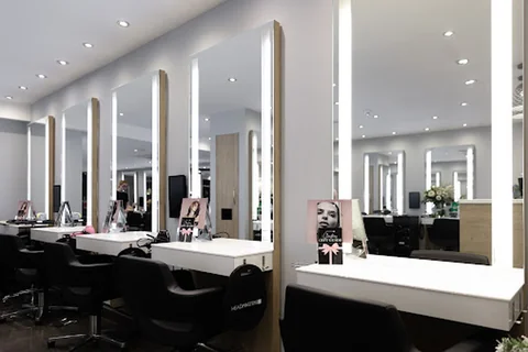 Photo Headmasters Tunbridge Wells