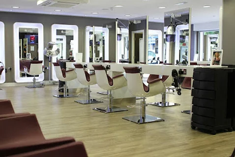 Photo Learning Curve Group Hair & Beauty Academy Loughton