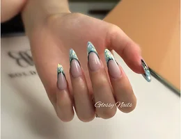 Glossy nails