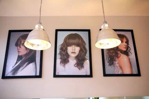 Photo Centini Blowdry Bar