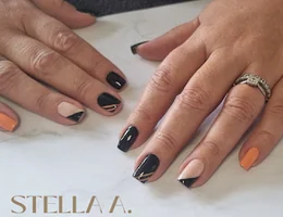 Stella A.- Nail Artist