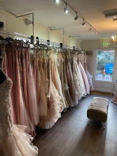 Photo Cinderella Ball Gowns and Beauty Parlour