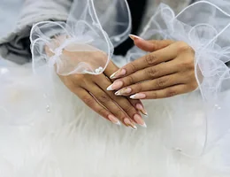 Lee Nails & Beauty