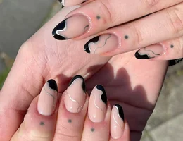 Kelly Nails