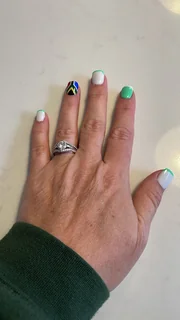 Photo U S A Diamond Nail