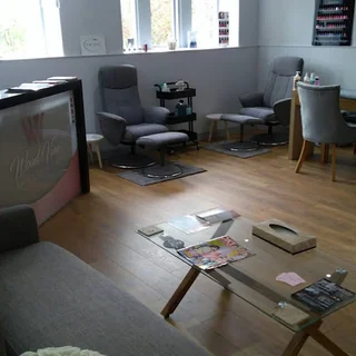 Photo Wood View Beauty Salon