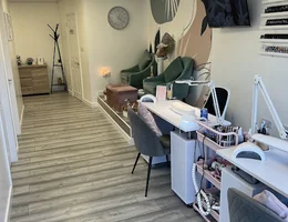 Phoenix Nails & Wellness, Coventry