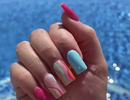 Diamond Nails & Spa In Hamilton