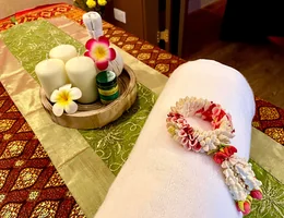 B's BEAUTY THERAPY & THAI MASSAGE