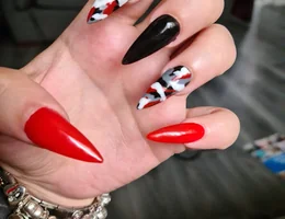 Magnifique Nails & Beauty