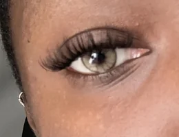 Lashes by Mine