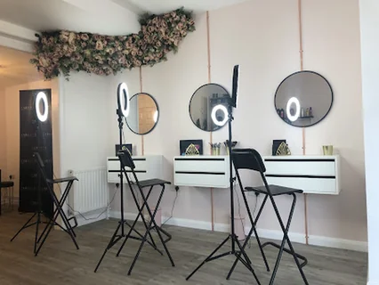 Photo Parlour Makeup Studio