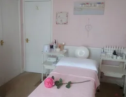 The Beauty Room, Nr Kelso