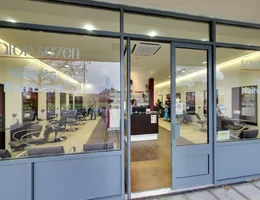 Salon Se7en