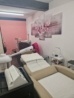 Photo Ru's Brow and Beauty Studio