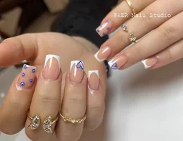 Her Nail Studio