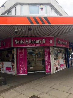 Photo Nails & Beauty 4U London