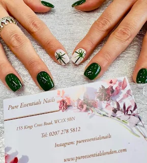 Photo Pure Essentials Nails