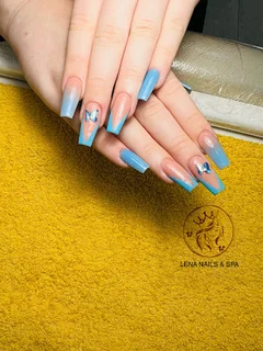 Photo Lena nails Tewkesbury