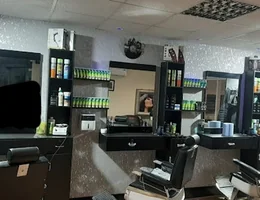 ShazClippers HairDresser