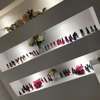 Photo Nails & Beauty at No.1