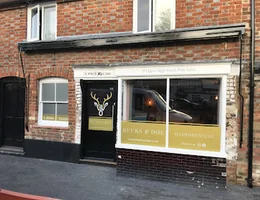 BUCKS & DOE HAIRDRESSING