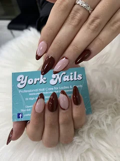 Photo YORK NAILS