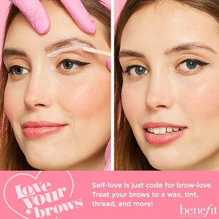 Photo Benefit Cosmetics Brow Bar Counter